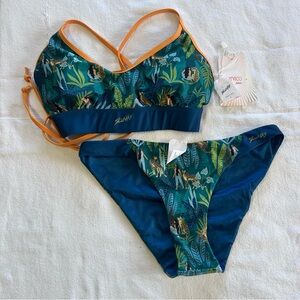 Slunks Swimwear Two Piece Bikini Top (L) / Bottom (M)